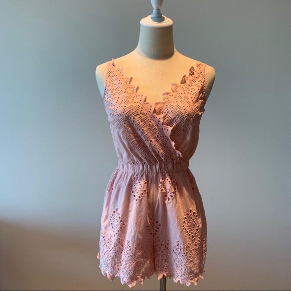 Seafolly Dawn To Dusk Broderie Playsuit - Picture 2 of 8